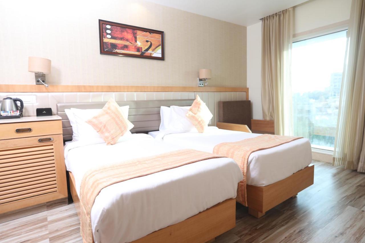 Hotel Cliffton Mumbai Exterior photo