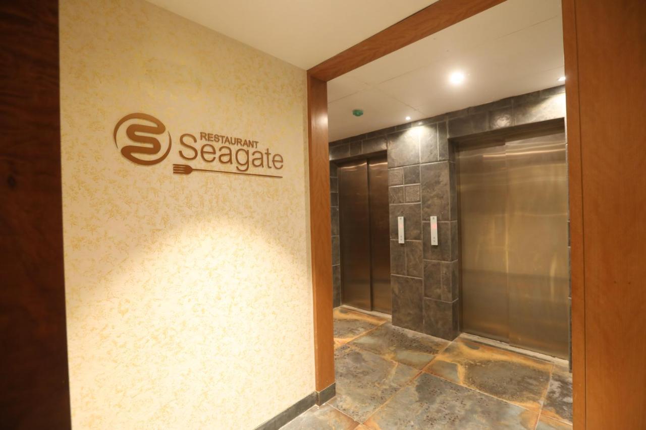Hotel Cliffton Mumbai Exterior photo