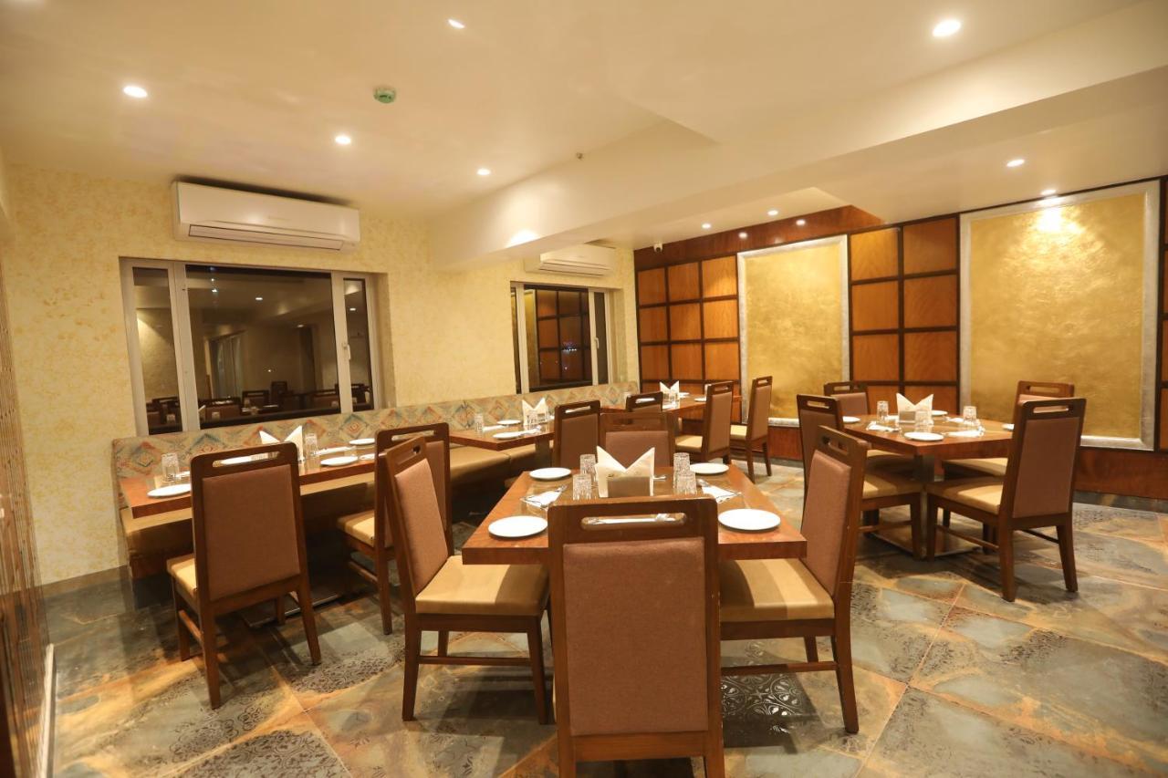 Hotel Cliffton Mumbai Exterior photo